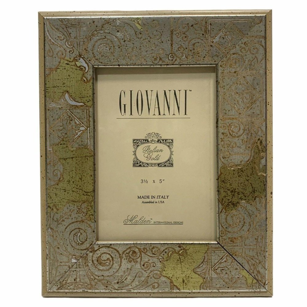 Vintage Giovanni‎ Italian Gold 3.5" x 5" Frame